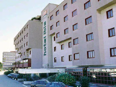 Hotel Dc International 3*